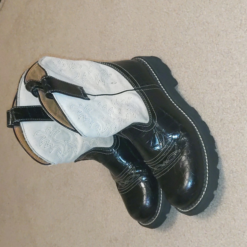 Ariat Original FatBaby cowboy boots size 10